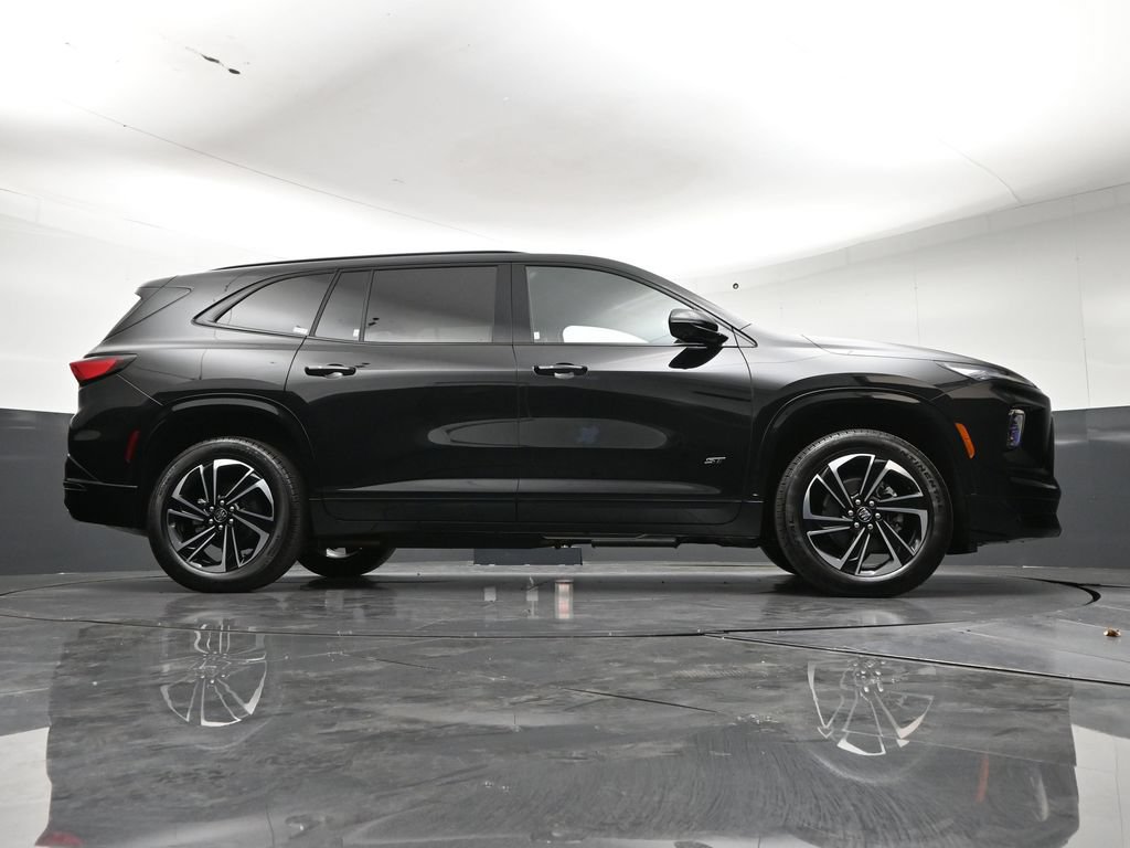 Used 2026 Buick Enclave Sport Touring w/ Power Package AWD/4WD image 29