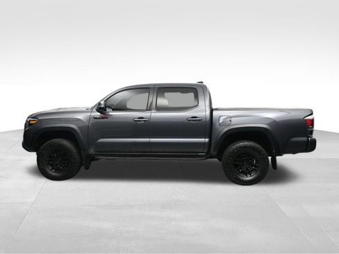 Used 2020 Toyota Tacoma TRD Pro AWD/4WD image 2
