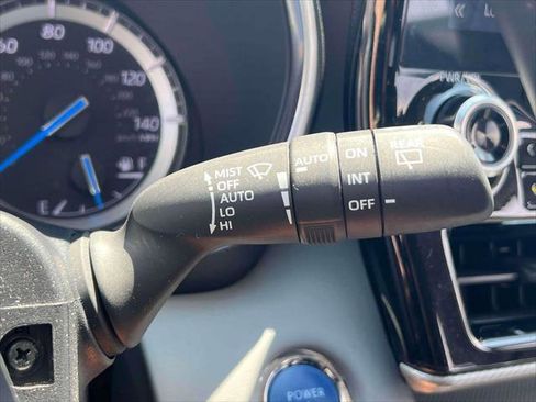 Certified 2022 Toyota Highlander Platinum image 28