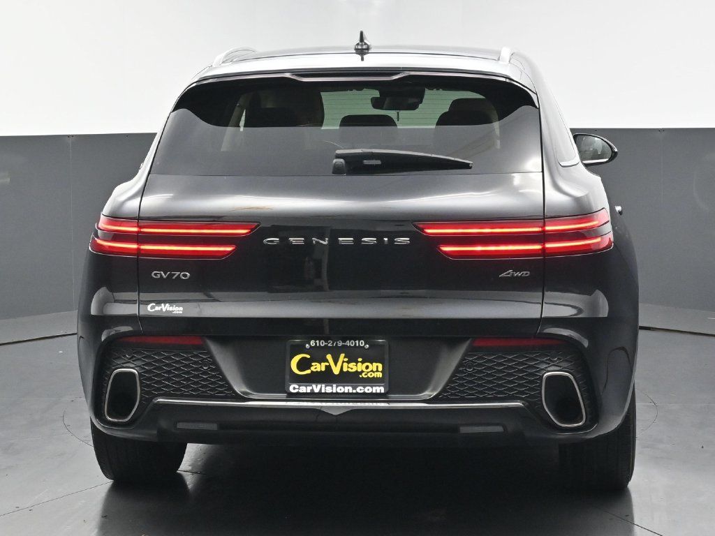 Used 2023 Genesis GV70 2.5T AWD/4WD image 4