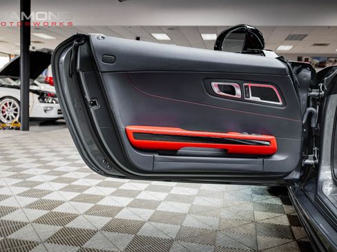 Used 2020 Mercedes-Benz AMG GT Roadster image 15