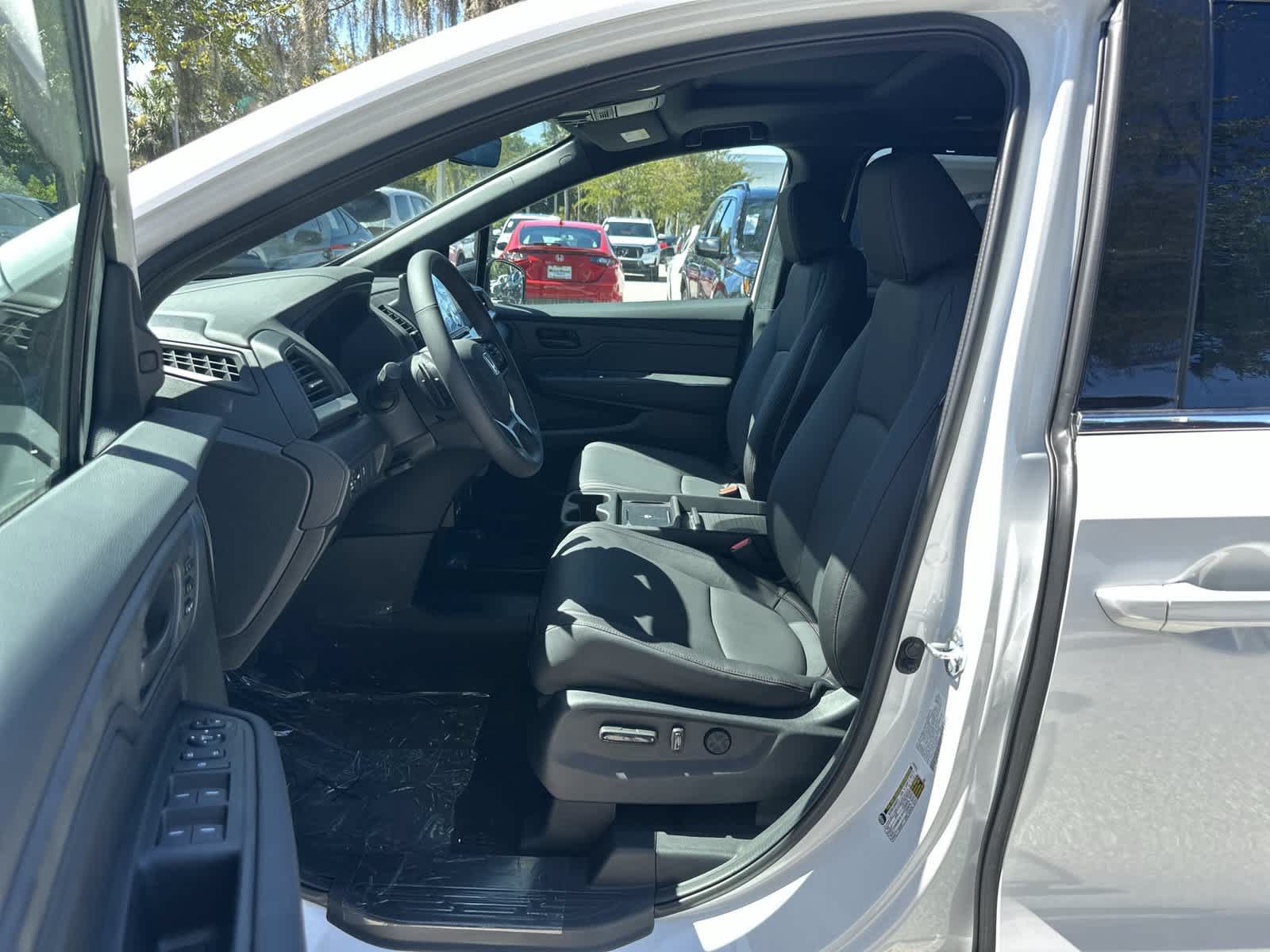 New 2026 Honda Odyssey Sport-L image 2
