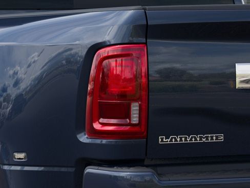 New 2026 RAM 3500 Laramie w/ Max Tow Package AWD/4WD image 19
