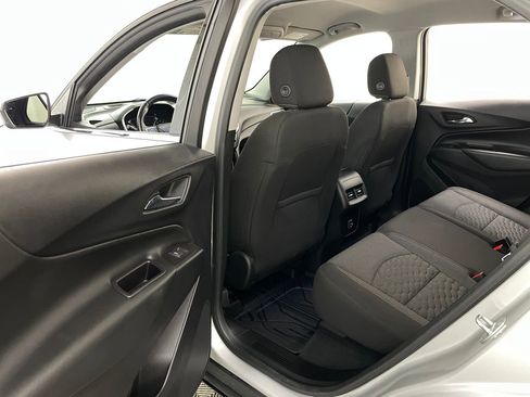 Used 2020 Chevrolet Equinox LT image 42