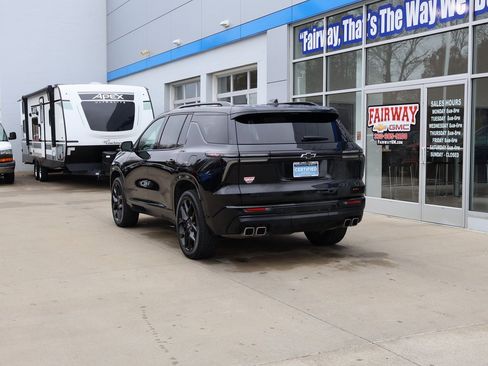 Certified 2024 Chevrolet Traverse RS w/ LPO, Floor Liner Package image 8