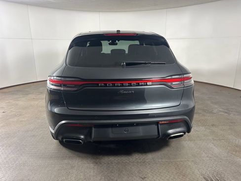Certified 2025 Porsche Macan image 6