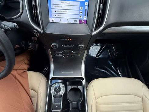 Used 2019 Ford Edge SEL w/ Equipment Group 201A image 16