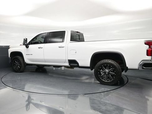 Used 2022 Chevrolet Silverado 2500 LTZ w/ LTZ Premium Package AWD/4WD image 10