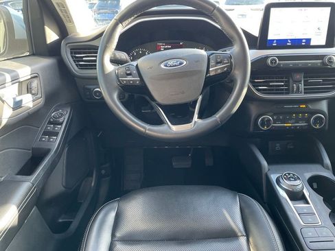 Used 2022 Ford Escape SEL FWD image 21