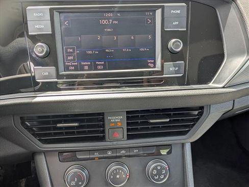 Used 2019 Volkswagen Jetta S FWD image 13