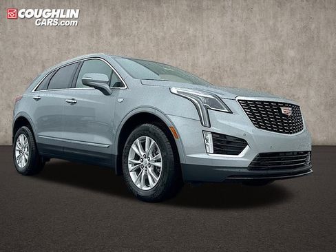 New 2025 Cadillac XT5 Luxury w/ LPO, Floor Liner Package image 1