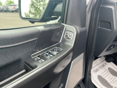 Used 2025 Ford F150 Lariat w/ Equipment Group 502A High AWD/4WD image 14