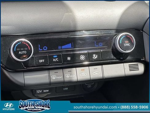 Certified 2023 Hyundai Elantra SEL FWD image 30