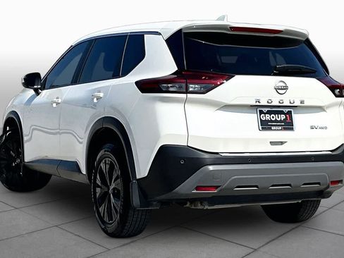 Used 2023 Nissan Rogue SV AWD/4WD image 12