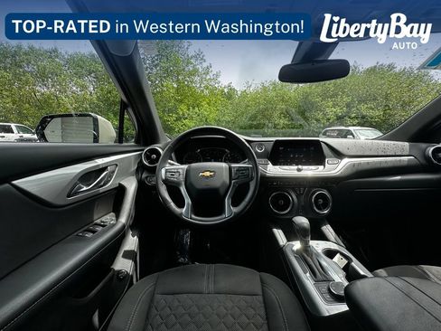 Used 2021 Chevrolet Blazer LT AWD/4WD image 18