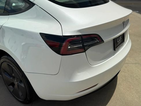 Used 2023 Tesla Model 3 Standard Range RWD image 12