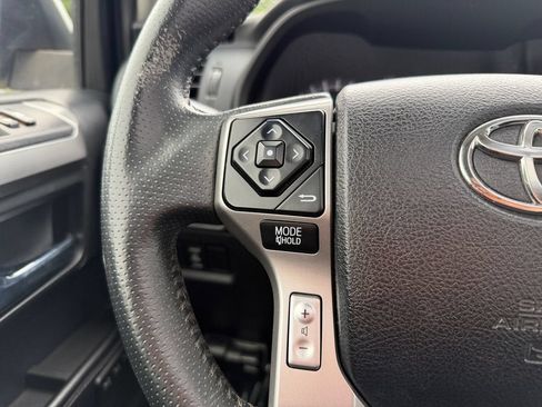Used 2016 Toyota 4Runner Limited AWD/4WD image 16