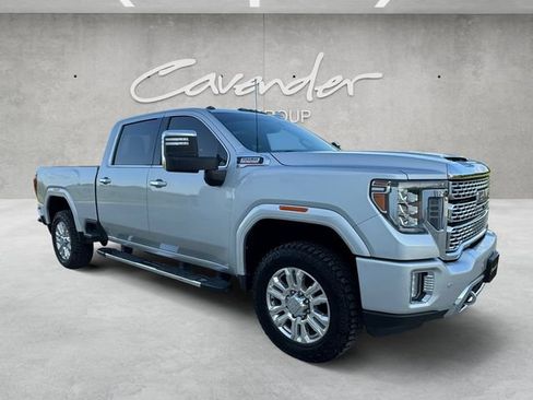 Used 2022 GMC Sierra 2500 Denali w/ Denali Ultimate Package AWD/4WD image 2