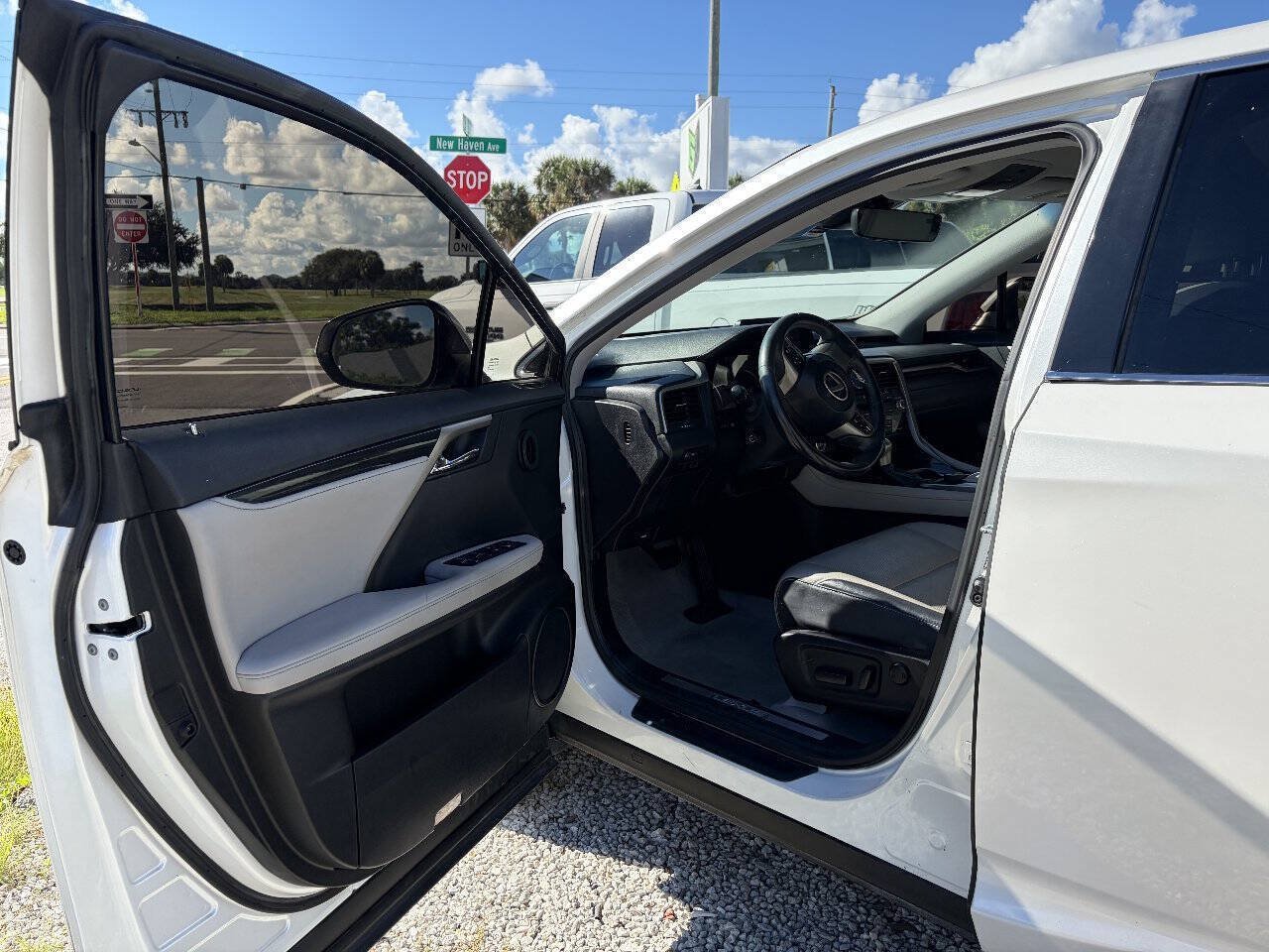 Used 2017 Lexus RX 350 AWD w/ Accessory Package image 49