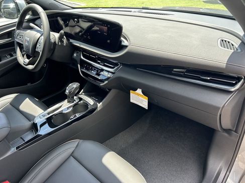 New 2025 Buick Envista Avenir image 13