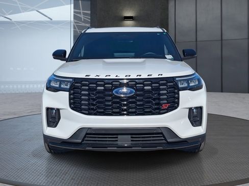 Used 2025 Ford Explorer ST w/ Sun And Sound Package image 9
