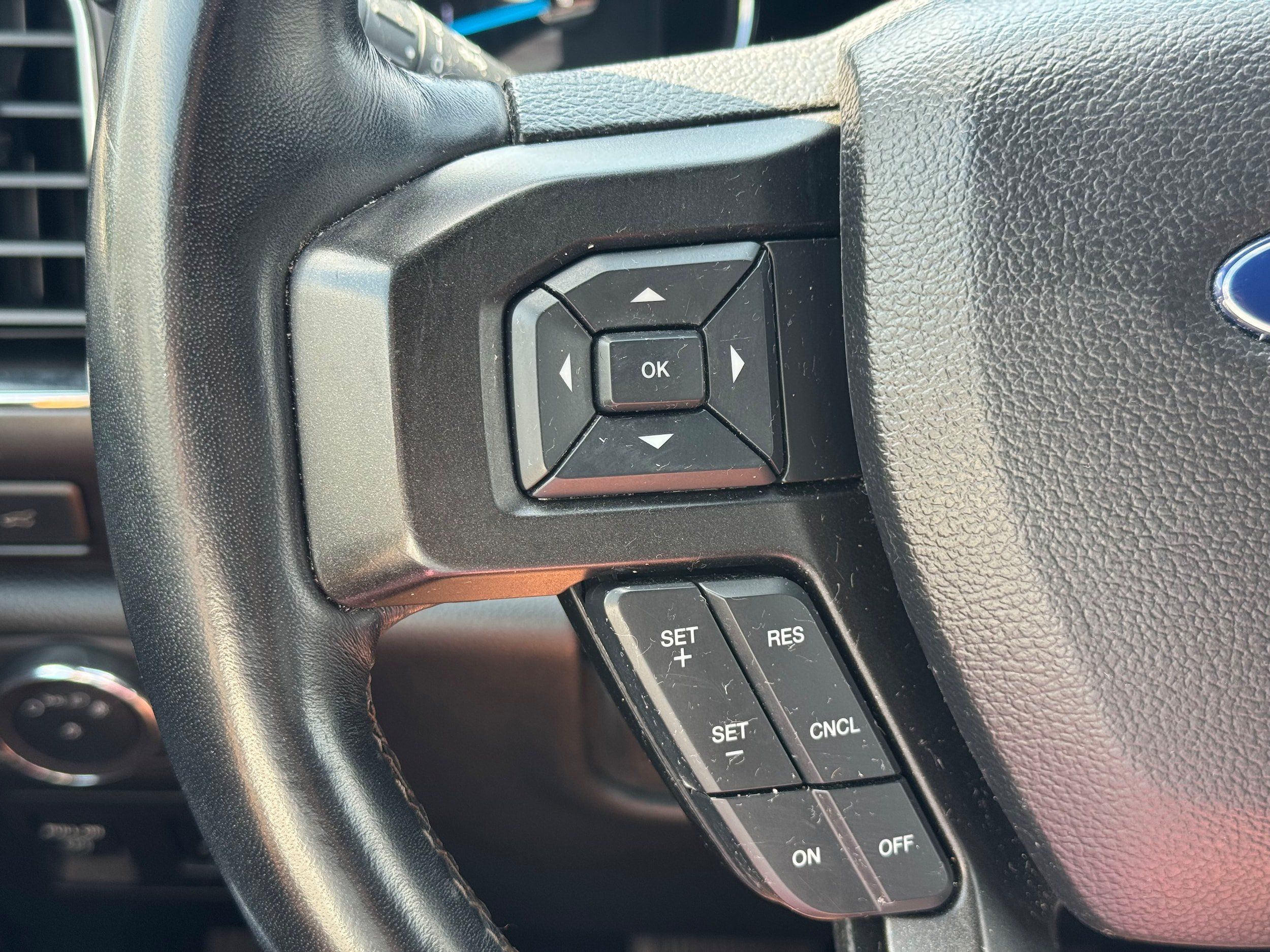 Used 2020 Ford Expedition Limited RWD image 19