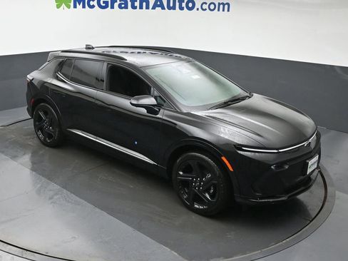 New 2026 Chevrolet Equinox EV RS image 3