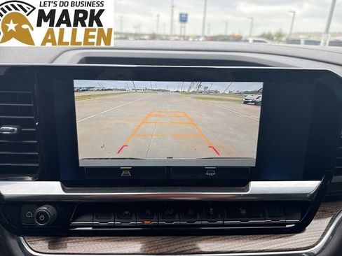 Used 2023 Chevrolet Silverado 1500 LT image 10