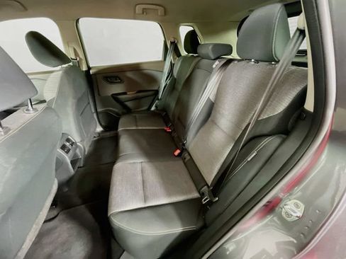 Used 2021 Nissan Rogue S FWD image 22