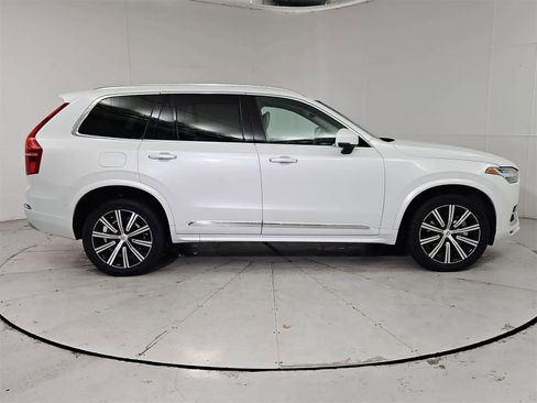 Used 2022 Volvo XC90 T6 Inscription w/ Advanced Package image 7