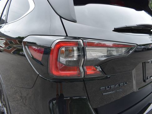 Used 2020 Subaru Outback Onyx Edition XT AWD/4WD image 39