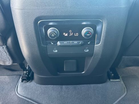 Used 2023 Chevrolet Tahoe High Country AWD/4WD image 26