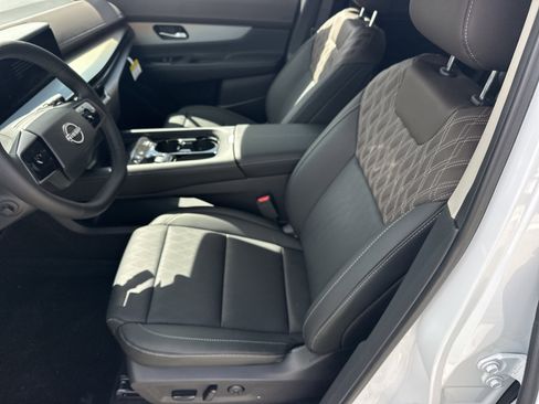 New 2026 Nissan Murano Platinum w/ Cargo Package AWD/4WD image 17