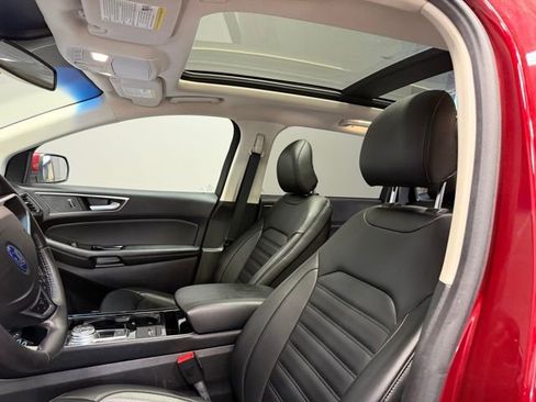 Used 2019 Ford Edge SEL w/ Equipment Group 201A AWD/4WD image 17