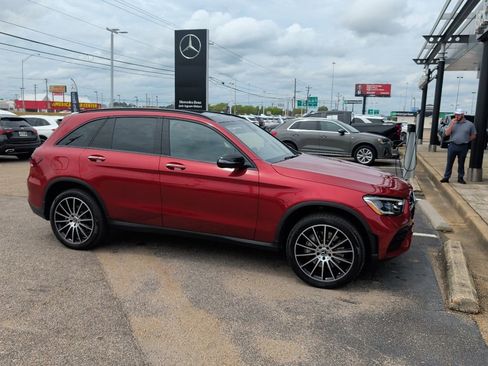 Used 2022 Mercedes-Benz GLC 300 image 17