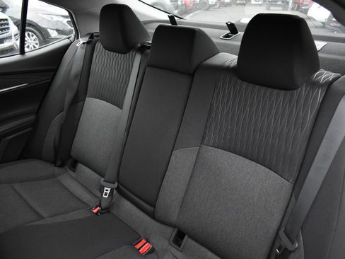 Used 2025 Toyota Camry LE image 16