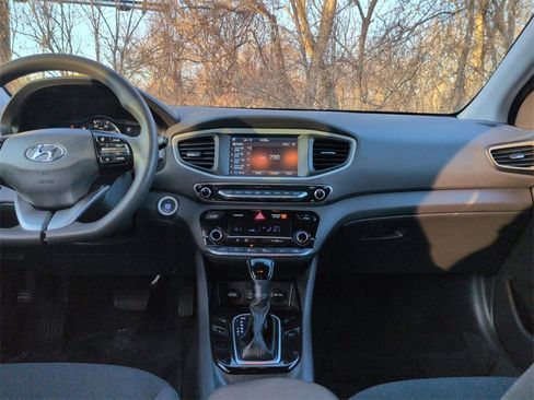 Used 2019 Hyundai Ioniq Blue image 27