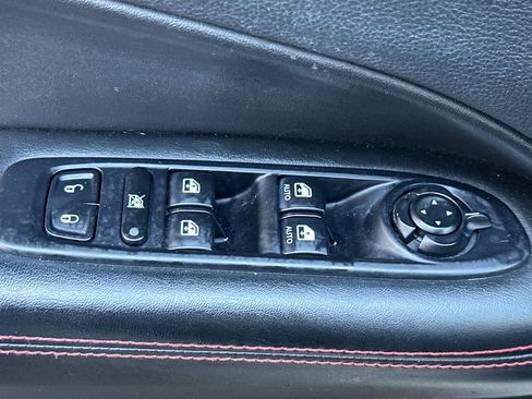 Used 2018 Jeep Compass Trailhawk w/ Cold Weather Group AWD/4WD image 13