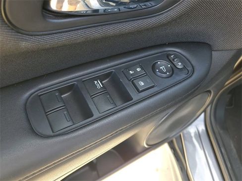 Used 2021 Honda HR-V LX image 14