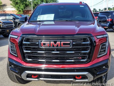 Used 2026 GMC Yukon AT4 w/ AT4 Premium Package AWD/4WD image 6