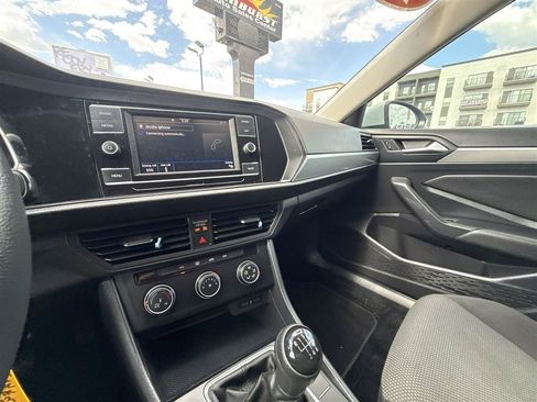 Used 2020 Volkswagen Jetta S FWD image 24