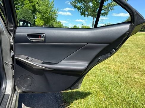 Used 2019 Lexus IS 300 AWD w/ Navigation Package image 16