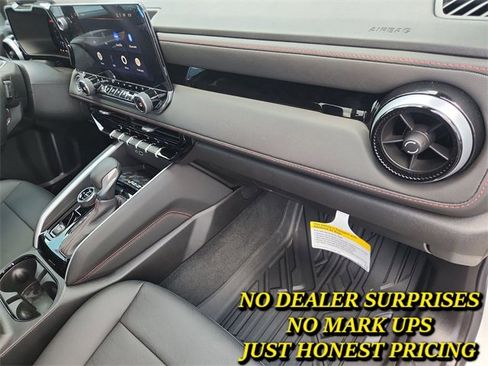 New 2025 Chevrolet Colorado Z71 w/ Z71 Convenience Package 2 image 28