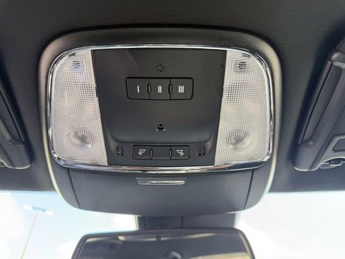 Used 2023 Dodge Charger R/T w/ Plus Group image 19