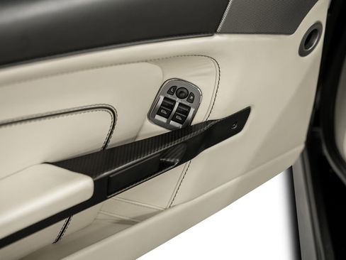 Used 2015 Aston Martin DB9 Volante image 62