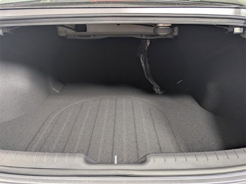 New 2026 Hyundai Elantra Limited image 28