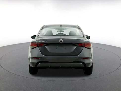 Used 2025 Nissan Sentra SV FWD image 8