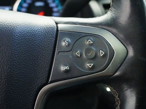 Used 2015 Chevrolet Suburban LTZ image 38