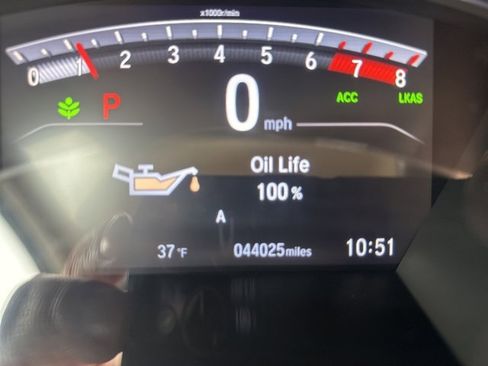 Used 2018 Honda CR-V Touring image 30