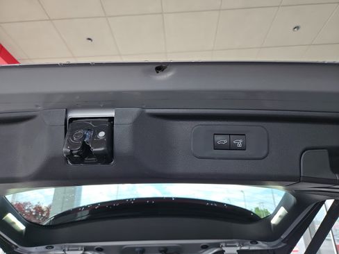 Used 2024 Toyota Grand Highlander Limited image 33